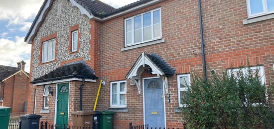 Terraced house to rent in Junction Road, Andover SP10