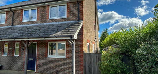 4 bedroom semi-detached house