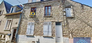 Maison 2 étages  à vendre, 6 pièces, 3 chambres, 122 m²