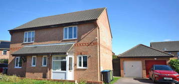 2 bedroom semi-detached house for sale