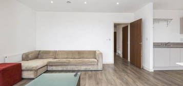 2 bed flat to rent