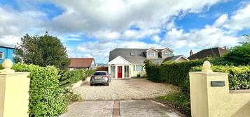 4 bedroom semi-detached house to rent