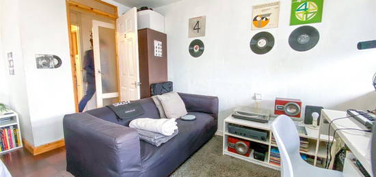 3 bed flat to rent