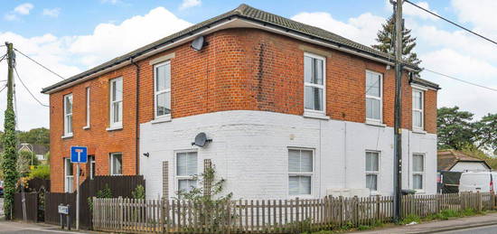 Flat for sale in Swaythling Road, West End, Southampton, Hampshire SO30