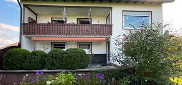 Charmante 3,5-Zimmer-Erdgeschosswohnung mit Terrasse und Garten in Mauerstetten