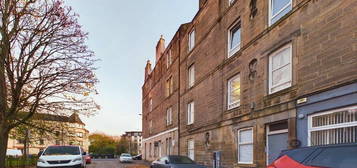 2 bed flat to rent