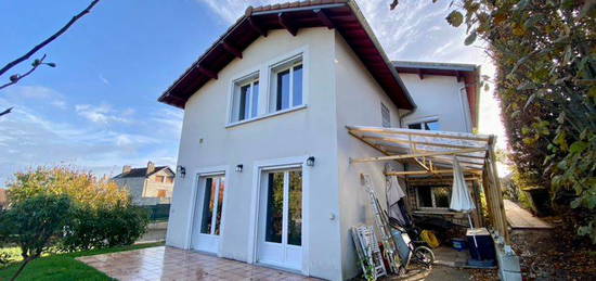 Maison 6 pièces 125 m²