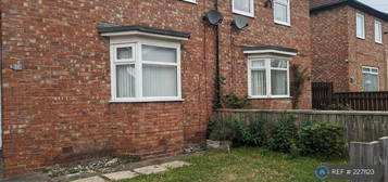 3 bedroom semi-detached house