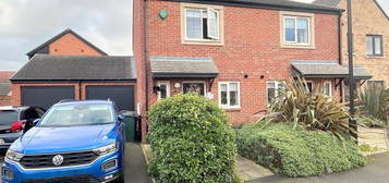 2 bedroom semi-detached house for sale