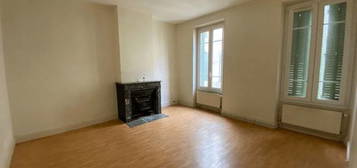 Location appartement 3 pièces 74 m²