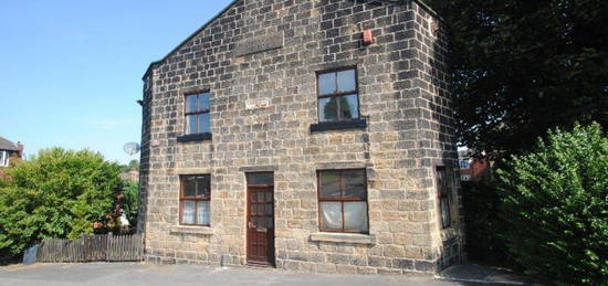 2 bedroom terraced house