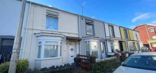 5 bedroom terraced house to rent