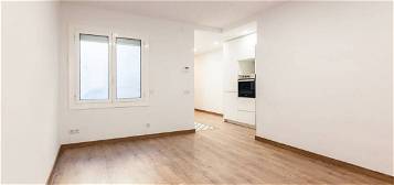 Appartement  à louer, 2 pièces, 2 chambres, 60 m²