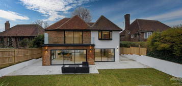 7 bedroom detached house for sale