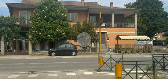 CASA INDIPENDENTE A RIVALTA DI TORINO