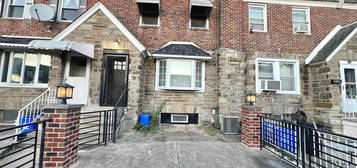 4025 Bleigh Ave, Philadelphia, PA 19136