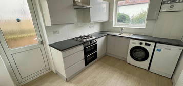 3 bed property to rent