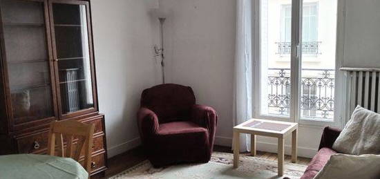 Appartement meublé 3 pièces 44 m2 Paris 15ème