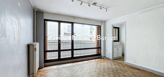 Studio  à vendre, 1 pièce, 28 m², Étage 1/3