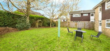 2 bedroom ground floor flat for sale