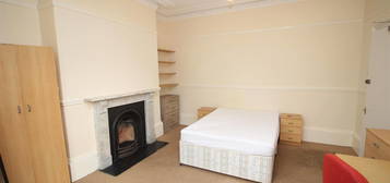 Terraced house to rent in Larkspur Terrace, Jesmond, Newcastle Upon Tyne NE2