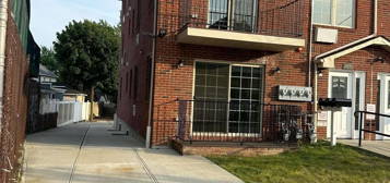 196-26 91st Ave Unit 2, Hollis, NY 11423