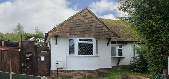 2 bedroom semi-detached bungalow for sale