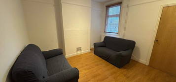 3 bed terraced house to rent