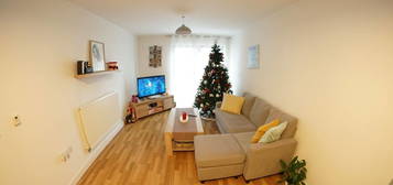 2 bed flat to rent