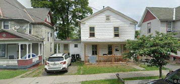 212 Prospect St, Ithaca, NY 14850