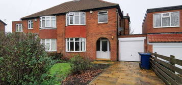 3 bed semi-detached house to rent