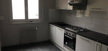 Appartement F2 refait à neuf