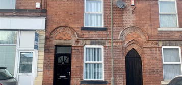 2 bed terraced house to rent