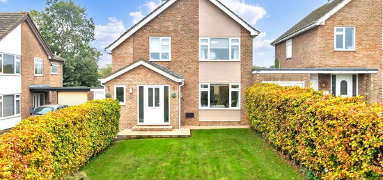 4 bed detached house for sale