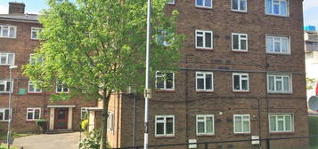 3 bed flat to rent