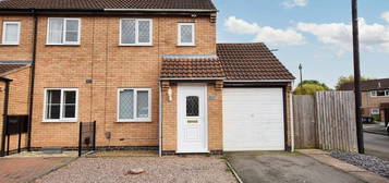 2 bedroom semi-detached house for sale