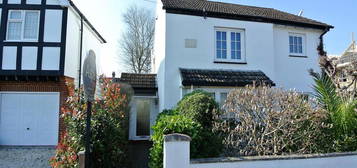 5 bedroom detached house to rent