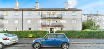 2 bedroom ground floor flat for sale