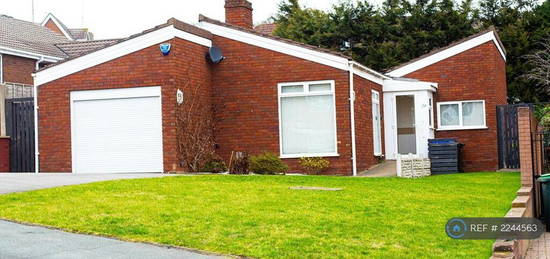 3 bedroom detached house