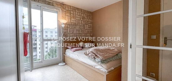 Appartement meublé  à louer, 5 pièces, 4 chambres, – m²