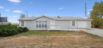 100 E Broadway Ave, Keenesburg, CO 80643