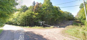 Rue de Düren, Brownsburg-Chatham, Quebec