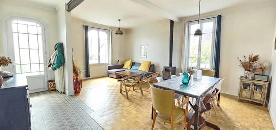 Maison  à vendre, 5 pièces, 3 chambres, 135 m²