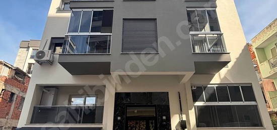 KAHANDAN KARŞIYAKA ŞEMİKLERDE SATILIK 1+1 LÜKS DAİRE