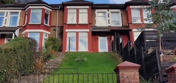 4 bed terraced house to rent