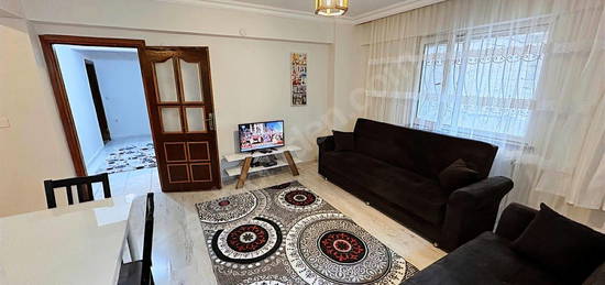 ŞİŞLİ'DE FULL EŞYALI KİRALIK 2+1 DAİRE