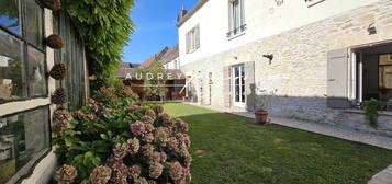 Maison longère  à vendre, 5 pièces, 3 chambres, 181 m²