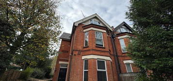 2 bedroom ground floor flat to rent