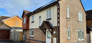 4 bedroom detached house to rent