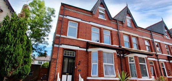 Flat for sale in Llewelyn Road, Colwyn Bay LL29